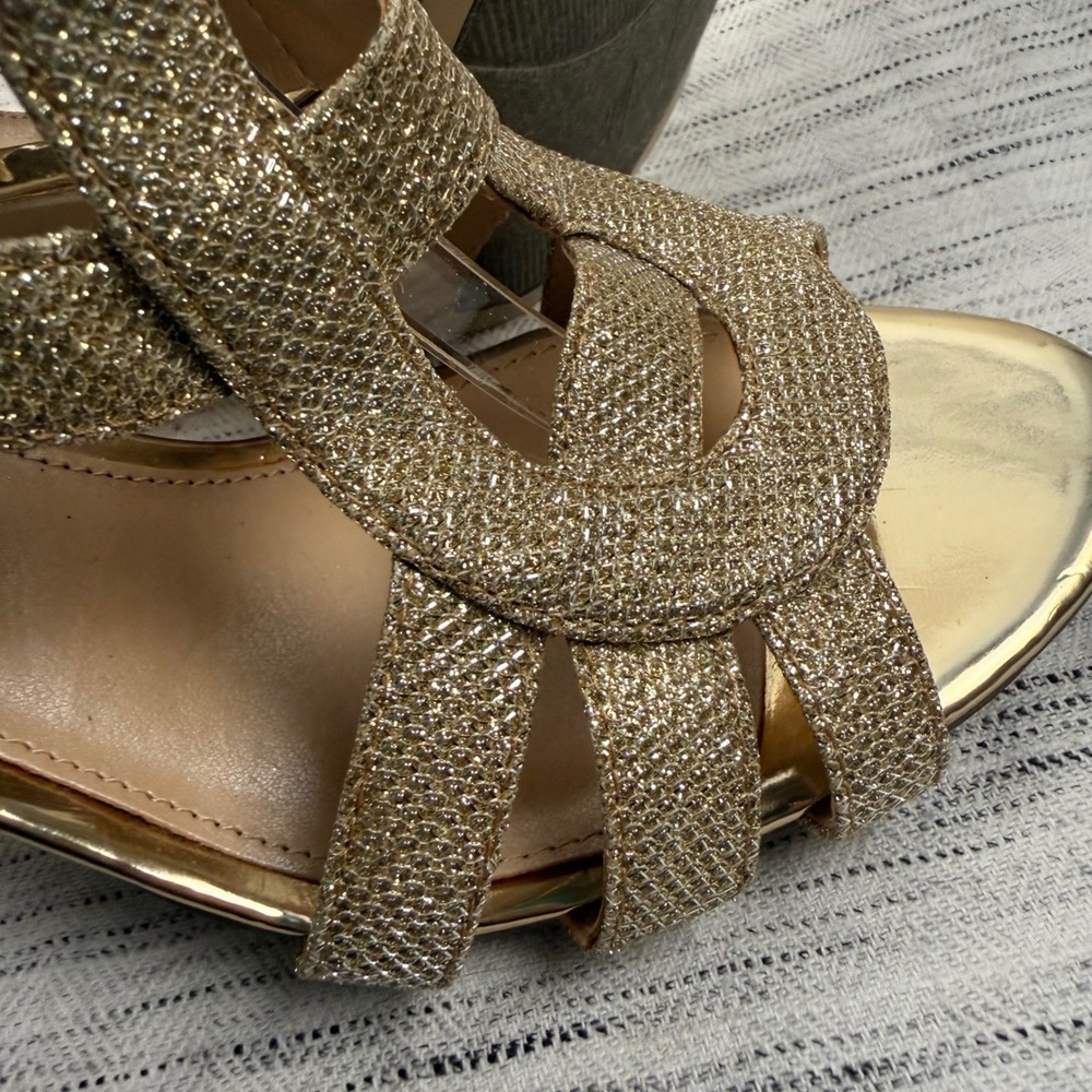 Marc Fisher Gold Nala Sandals Size 8.5 Metallic Formal Pump Heel Wedding - Picture 11 of 13